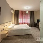 Garson Hotel