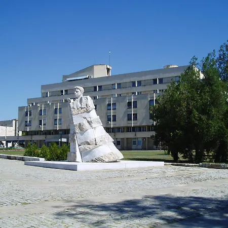 Garson فندق Kŭrdzhali