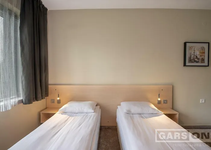 Garson 2* Kŭrdzhali