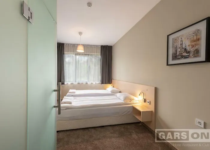 Garson 2* Kŭrdzhali